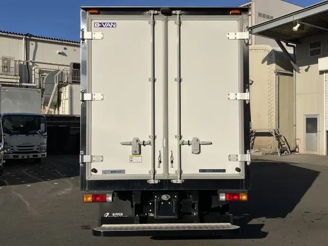 三菱 キャンター 2RG-FBAV0の写真3