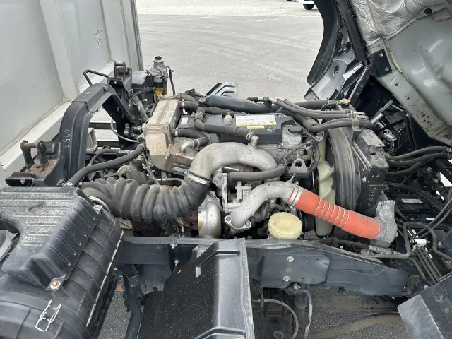 UD コンドル 2RG-BRR90T2の写真24