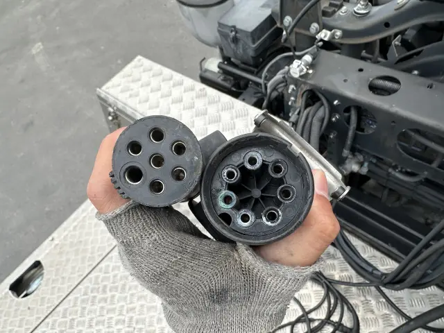 UD クオン QPG-GK5XADの写真17