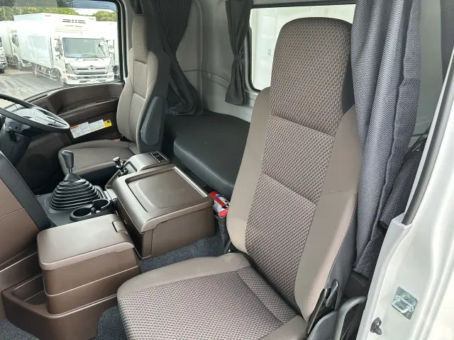 いすゞ ギガ 2RG-CXZ77DTの写真22