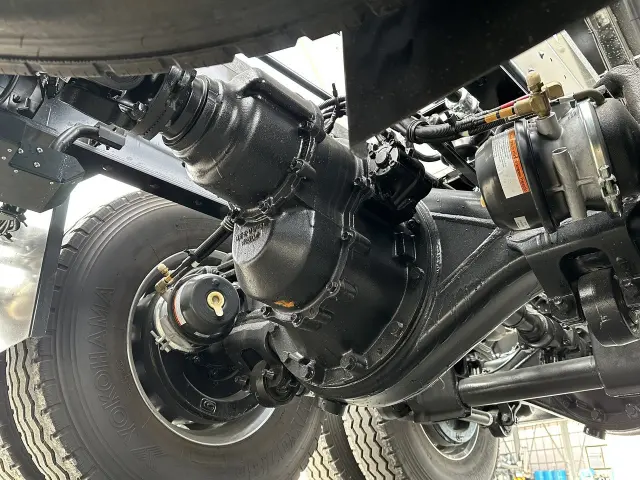 いすゞ ギガ 2RG-CXZ77DTの写真27