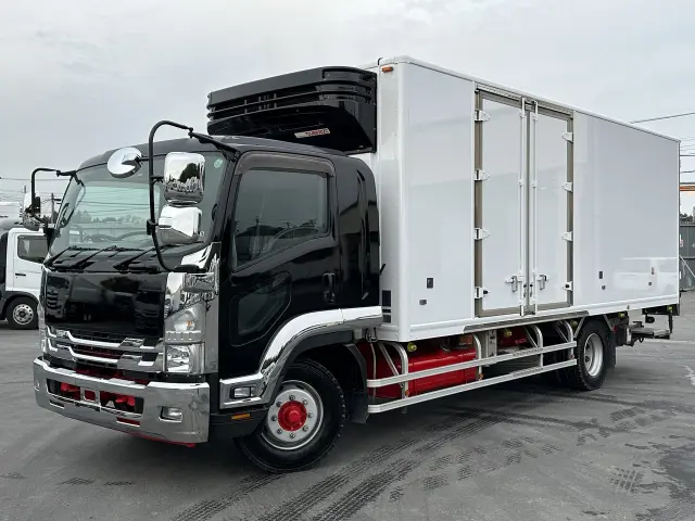 いすゞ フォワード LPG-FTR90S2の写真1