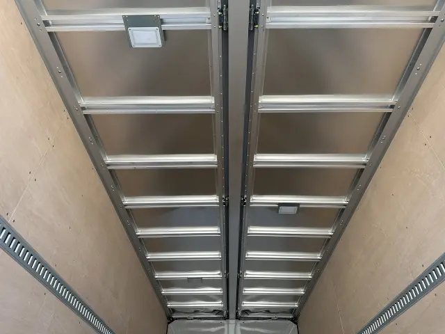 いすゞ フォワード 2RG-FRR90T4の写真15