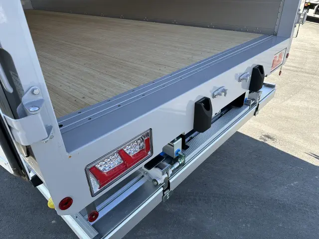 いすゞ フォワード 2RG-FRR90T4の写真19