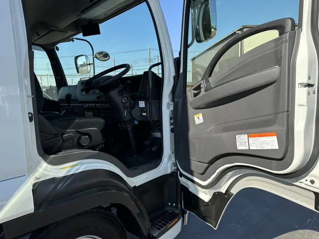 いすゞ フォワード 2RG-FRR90T4の写真20