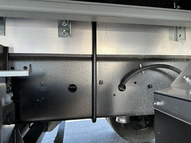 いすゞ フォワード 2RG-FRR90T4の写真31