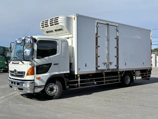 日野 レンジャー TKG-GD7JLAGの写真1