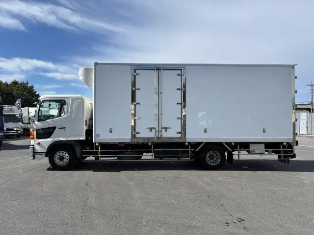 日野 レンジャー TKG-GD7JLAGの写真2