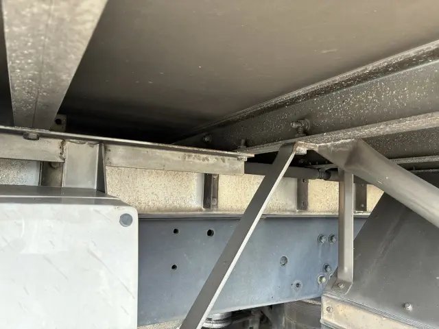 日野 レンジャー TKG-GD7JLAGの写真31