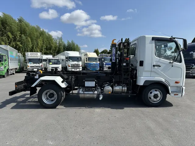 三菱 ファイター 2KG-FK72Fの写真7