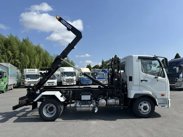 三菱 ファイター 2KG-FK72Fの写真9