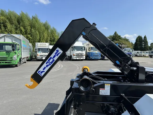 三菱 ファイター 2KG-FK72Fの写真15