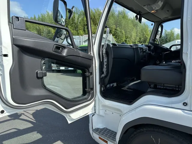 三菱 ファイター 2KG-FK72Fの写真21