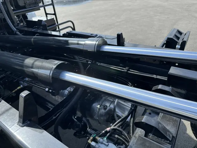 三菱 ファイター 2KG-FK72Fの写真13