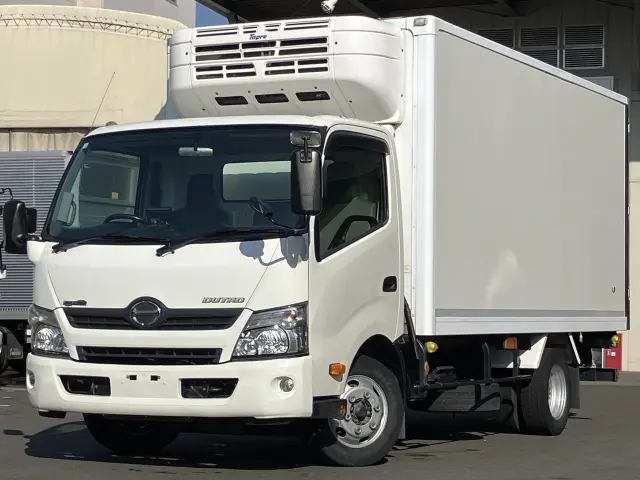 日野 デュトロ TKG-XZU710Mの写真1