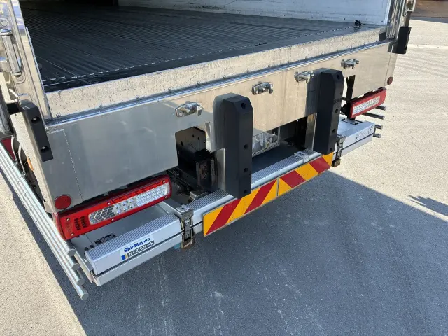 ＵＤ クオン 2PG-CD5CAの写真19