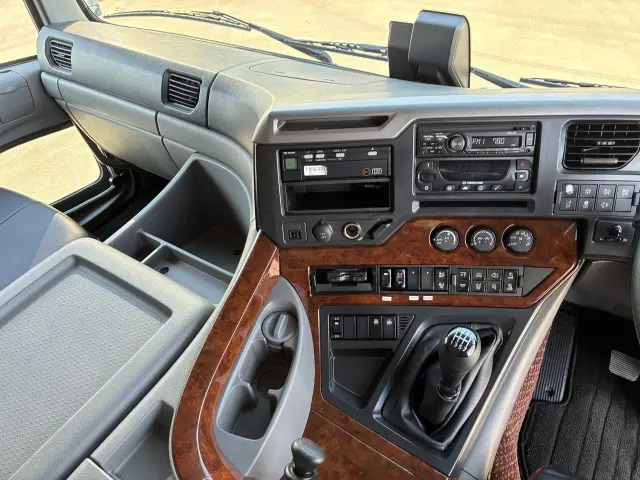 ＵＤ クオン 2PG-CD5CAの写真22