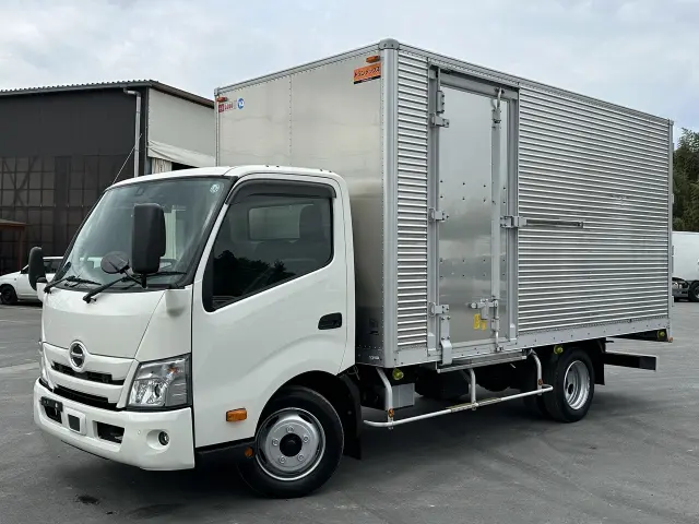 日野 デュトロ 2RG-XZU710Mの写真1