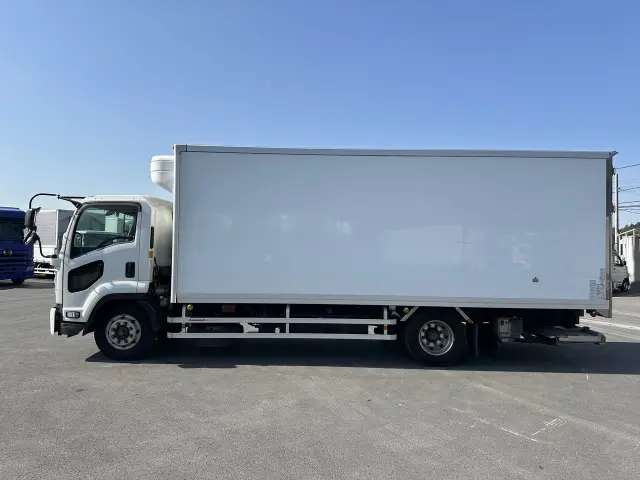 いすゞ フォワード 2PG-FTR90V2の写真4