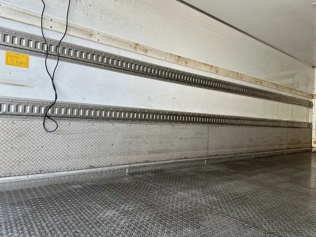 いすゞ フォワード 2PG-FTR90V2の写真14