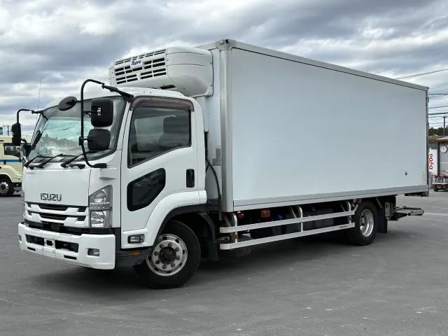 いすゞ フォワード 2PG-FTR90V2の写真1