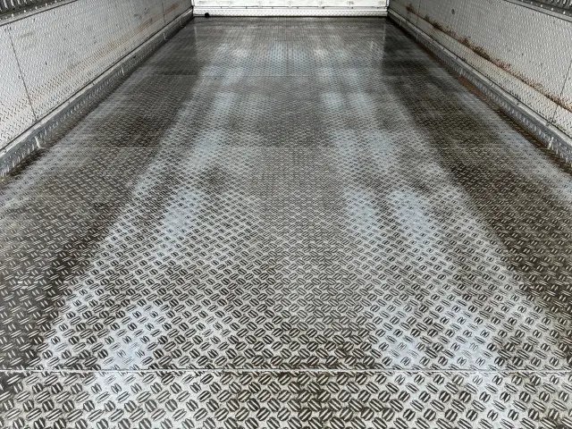 いすゞ フォワード 2PG-FTR90V2の写真13