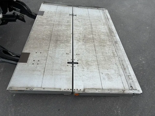 いすゞ フォワード 2PG-FTR90V2の写真32