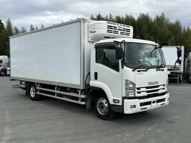 いすゞ フォワード 2PG-FTR90V2の写真7