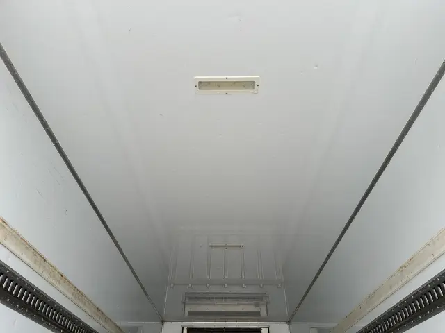 いすゞ フォワード 2PG-FTR90V2の写真15