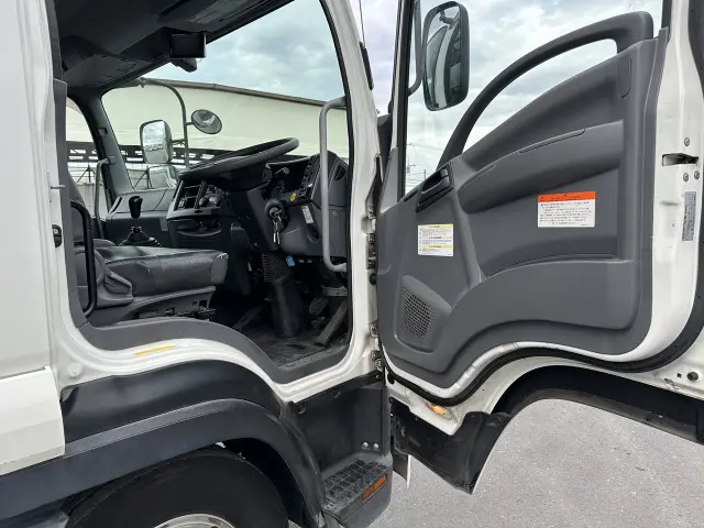 いすゞ フォワード 2PG-FTR90V2の写真20