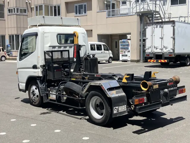 三菱 キャンター 2PG-FEAV0の写真7