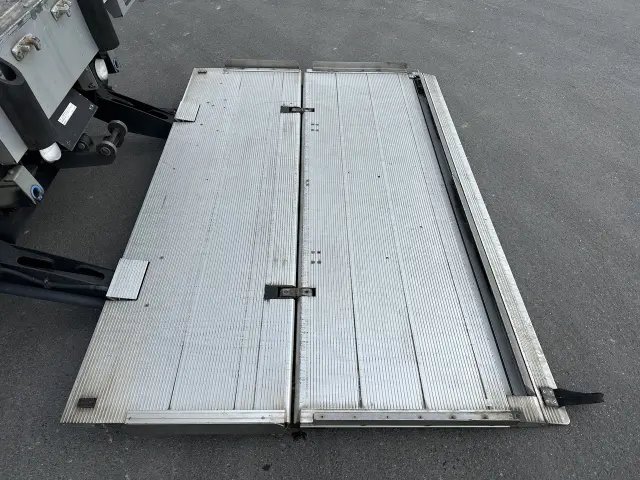 三菱 スーパーグレート 2PG-FS74HZの写真32