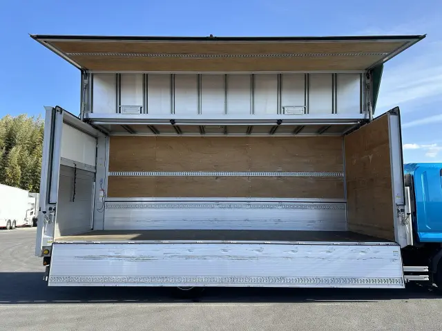 いすゞ フォワード 2RG-FRR90S2の写真8