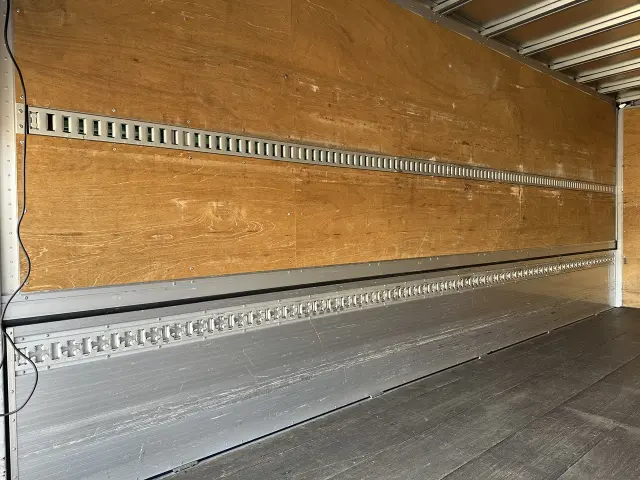 いすゞ フォワード 2RG-FRR90S2の写真14