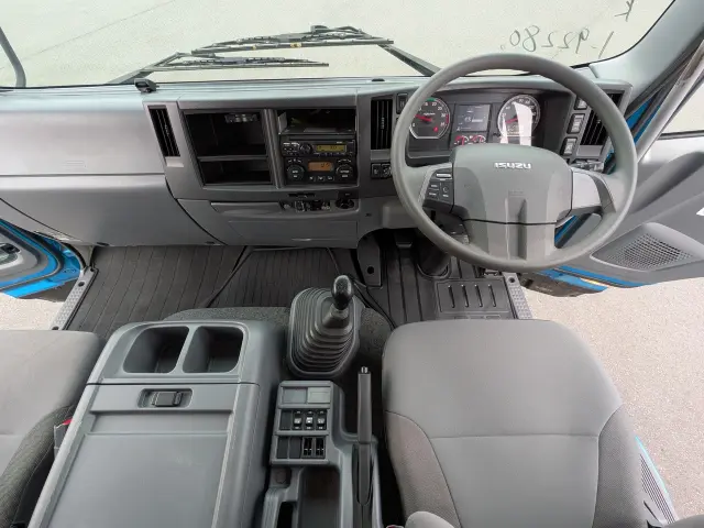 いすゞ フォワード 2RG-FRR90S2の写真21