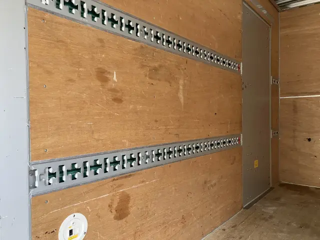 いすゞ エルフ 2RG-NLR88ANの写真14