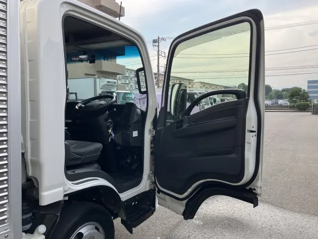 いすゞ エルフ 2RG-NLR88ANの写真19