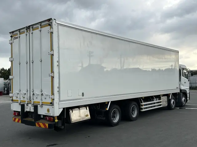 UD クオン 2PG-CG5CAの写真2