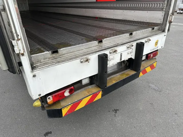 UD クオン 2PG-CG5CAの写真18