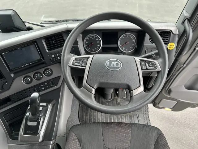 ＵＤ クオン 2PG-CG5CAの写真21