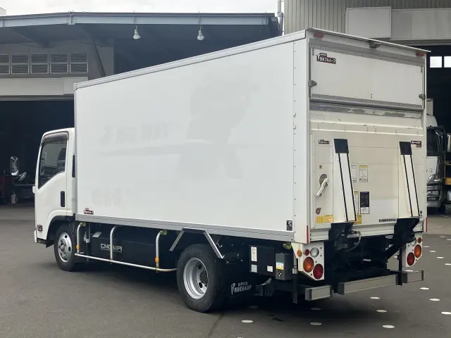 いすゞ エルフ TFG-NMR82ZANの写真5