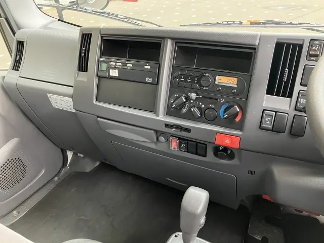 いすゞ エルフ TFG-NMR82ZANの写真22