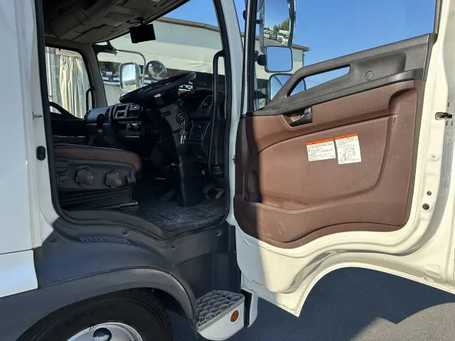 日野 レンジャー 2PG-FD2ABGの写真20