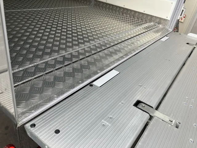 日野 デュトロ 2KG-XZU712Mの写真33