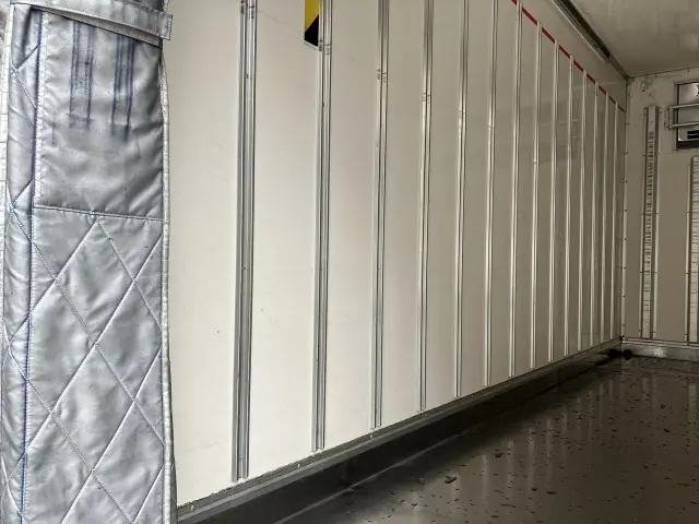 いすゞ エルフ 2SG-NPR88ANの写真13