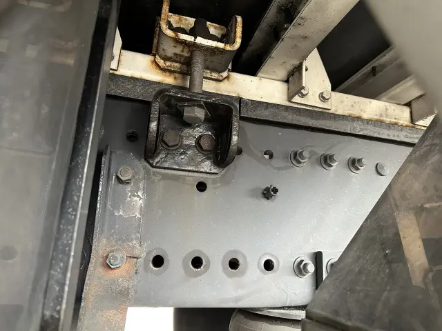 日野 プロフィア 2DG-FW1AHGの写真31