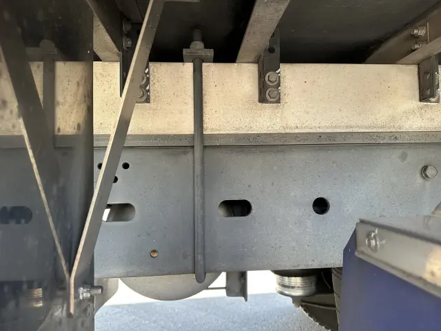 いすゞ フォワード 2RG-FSR90T2の写真32