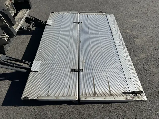 いすゞ フォワード 2RG-FSR90T2の写真33