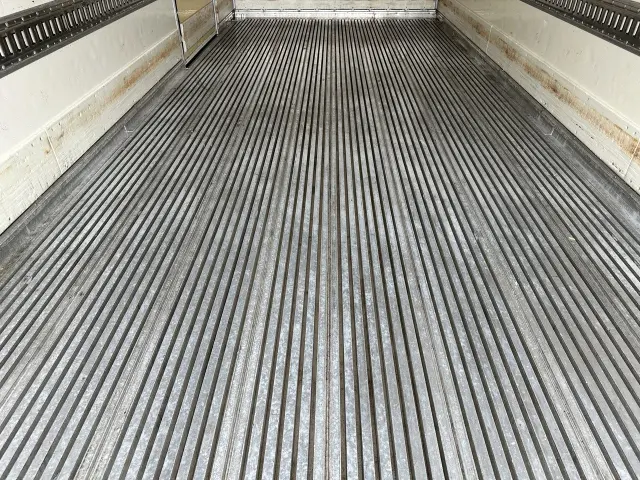 いすゞ フォワード 2PG-FSR90S2の写真13