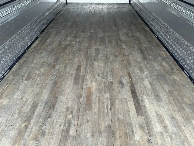 いすゞ フォワード 2RG-FRR90T2の写真13